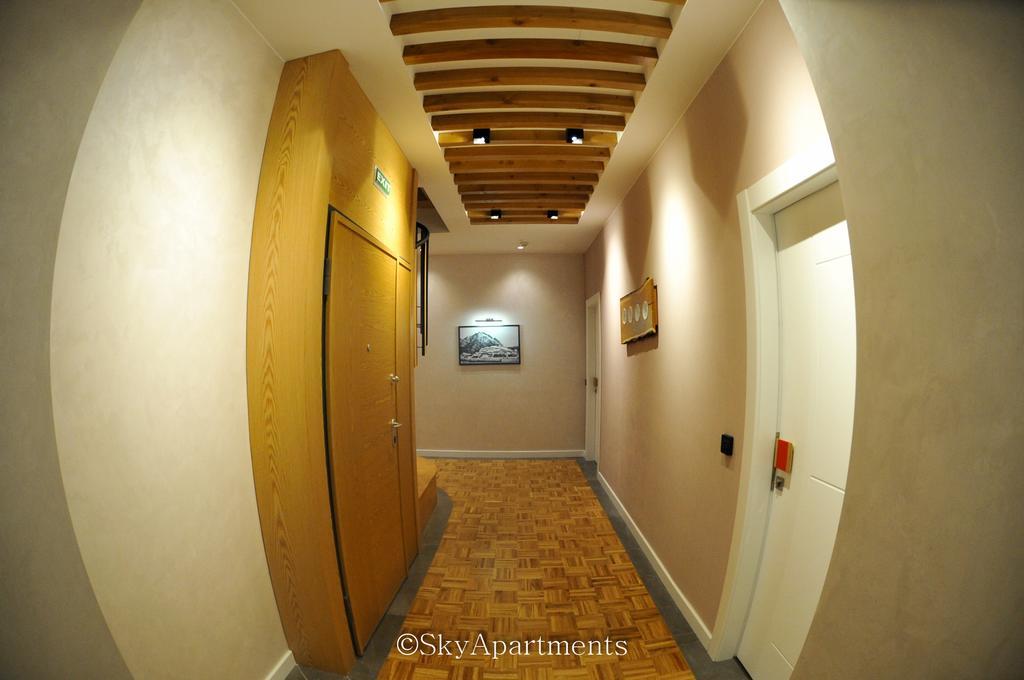 Sky Apartments Тирана Екстериор снимка