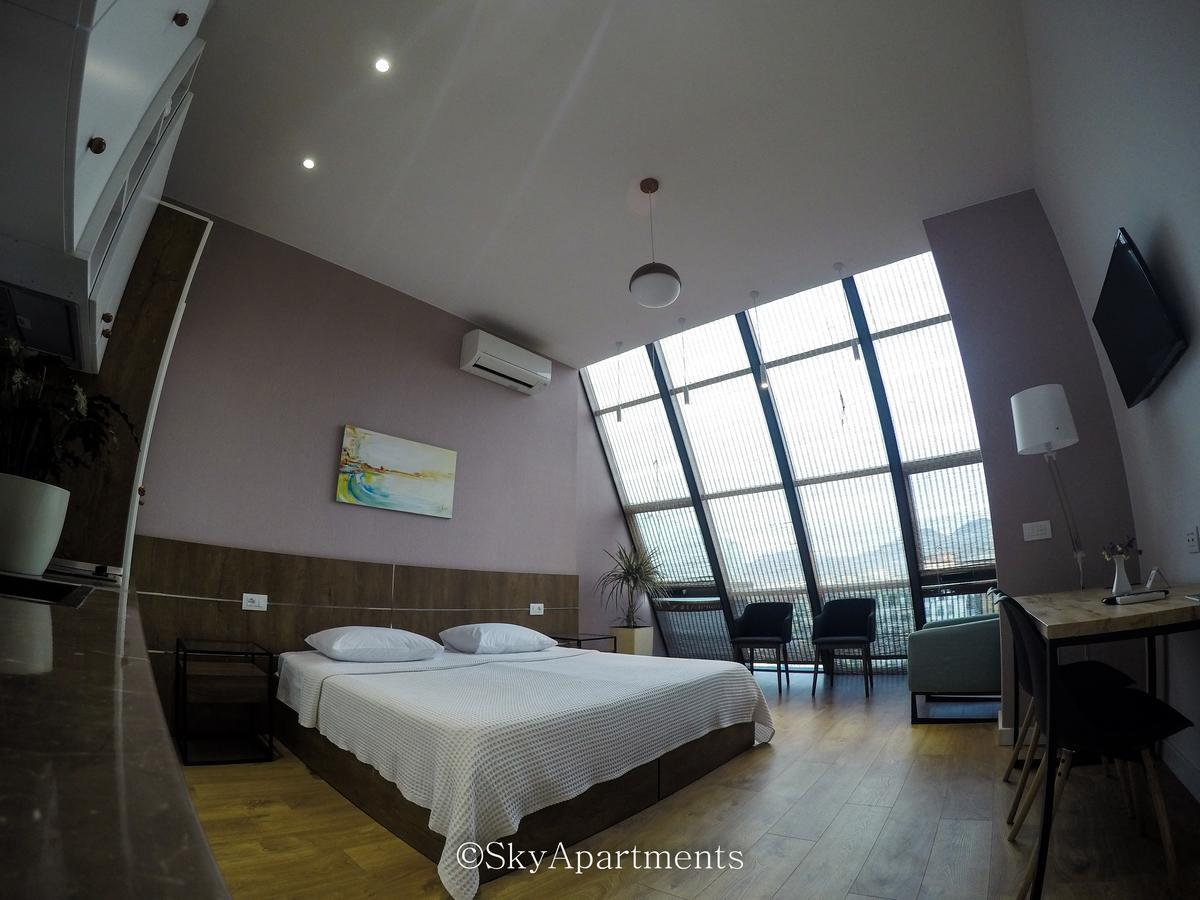 Sky Apartments Тирана Екстериор снимка