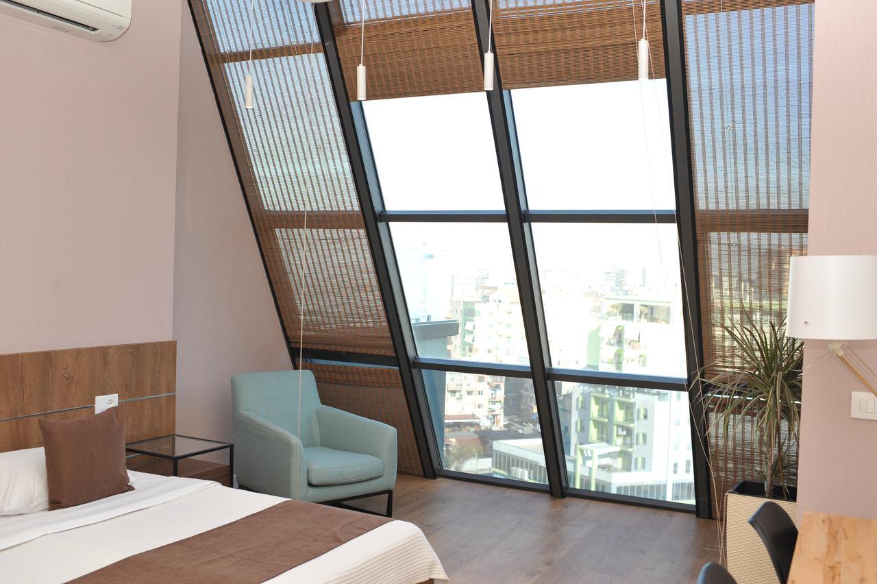 Sky Apartments Тирана Екстериор снимка